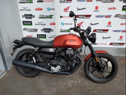 photo-annonce-moto-guzzi-v7-iv-stone-850_685272236b73c029797189.jpg